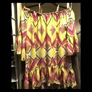 Women’s cold shoulder retro design